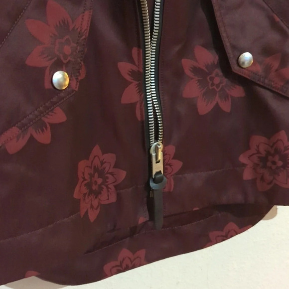 New Coach jacquard floral print leather trim parka Rain jacket size small - Picture 11 of 14